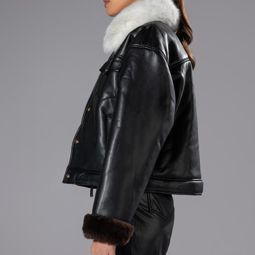 Miz Box Me Out Black Vegan Oversized Button-Up Coat w/ Fur Collar & Wrists L XL - Picture 7 of 9